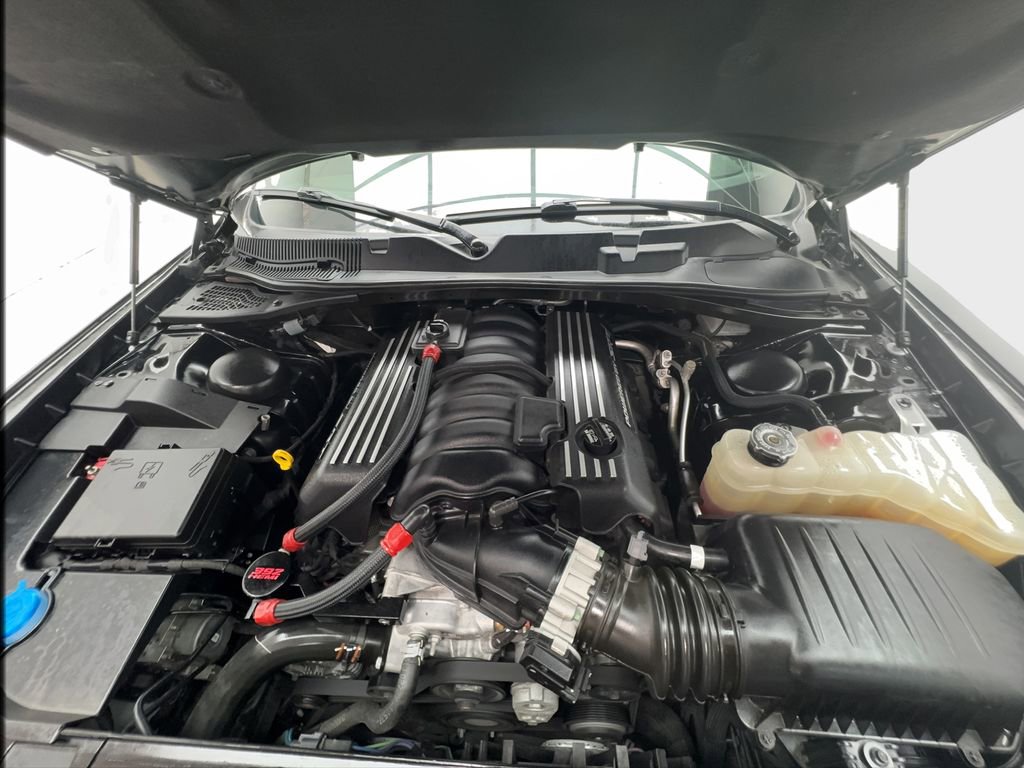 Used 2022 Dodge Challenger R/T Scat Pack RWD image 18
