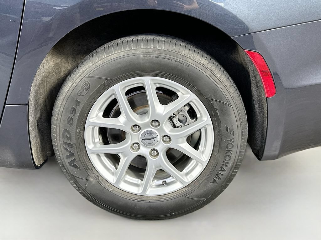 Used 2021 Chrysler Pacifica Touring-L FWD image 32