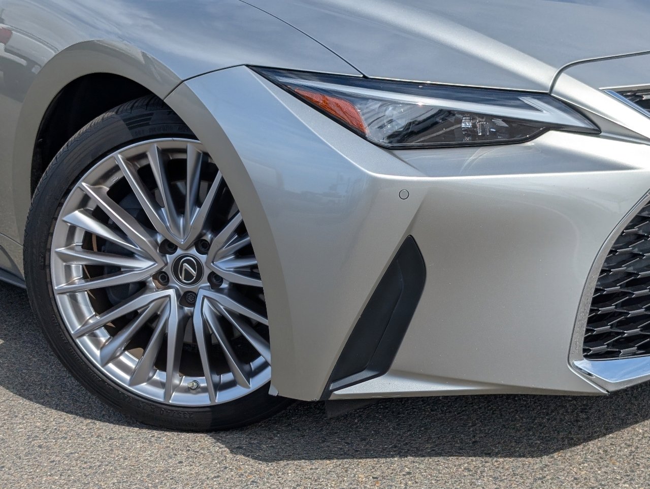 Used 2022 Lexus IS 300 w/ Premium Package image 10