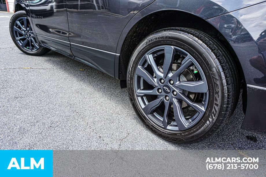 Used 2022 Chevrolet Equinox RS w/ RS Leather Package FWD image 17