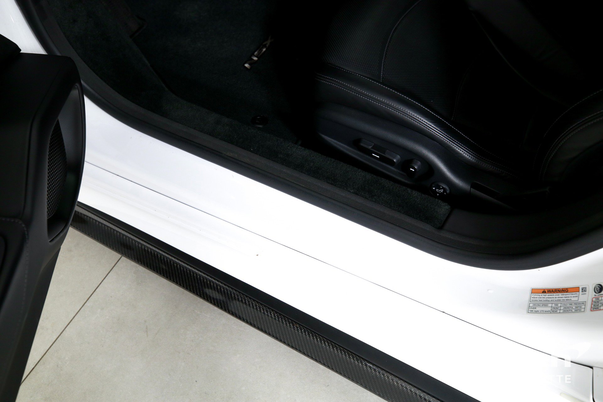 Used 2018 Acura NSX image 16