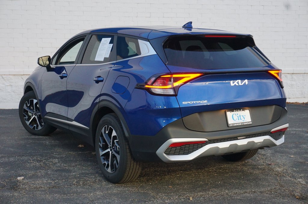 Used 2025 Kia Sportage EX image 7