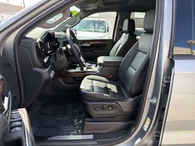 Used 2025 GMC Sierra 1500 Elevation w/ Elevation Premium Package AWD/4WD image 18