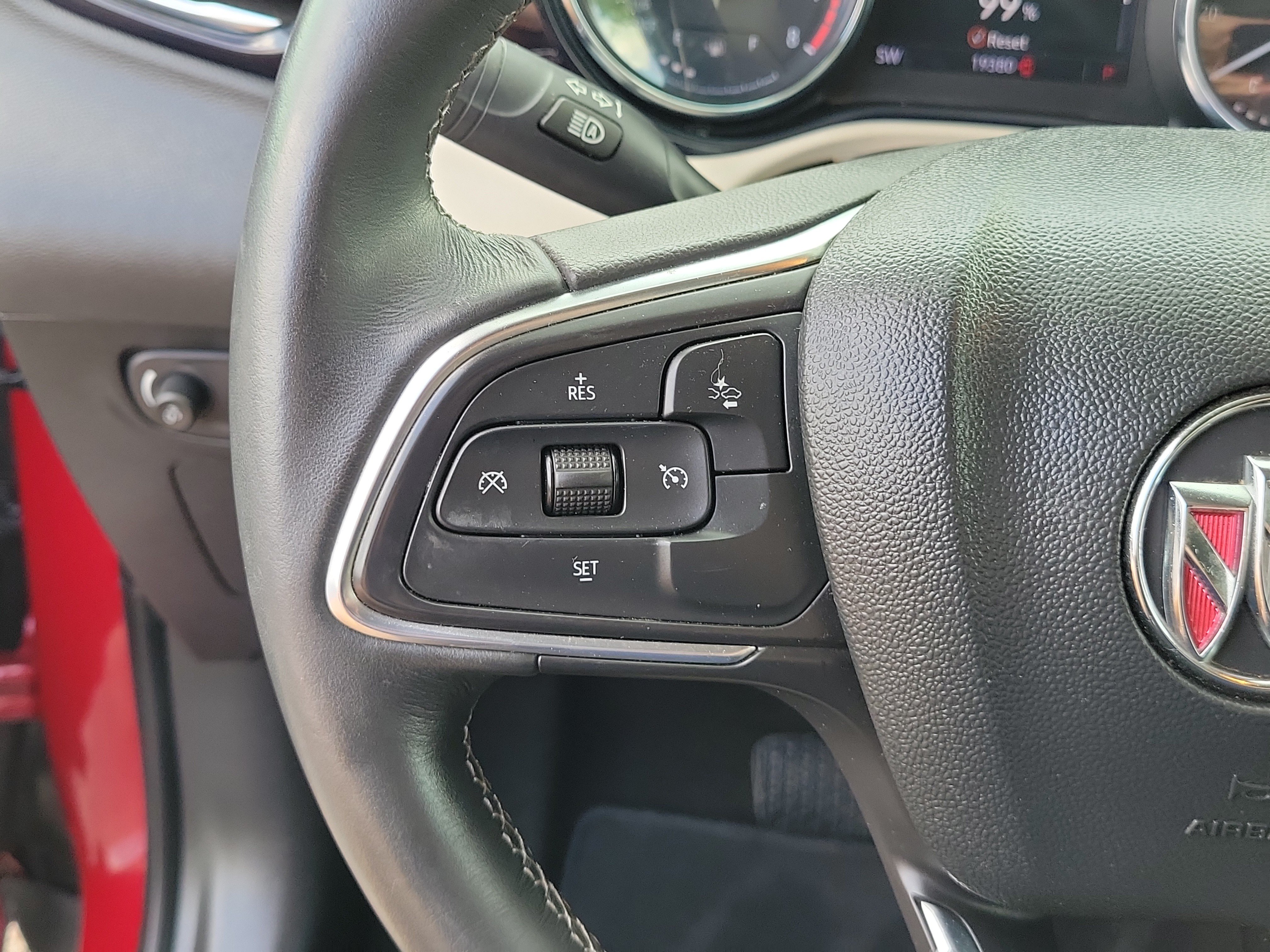 Used 2021 Buick Encore GX Select FWD image 23