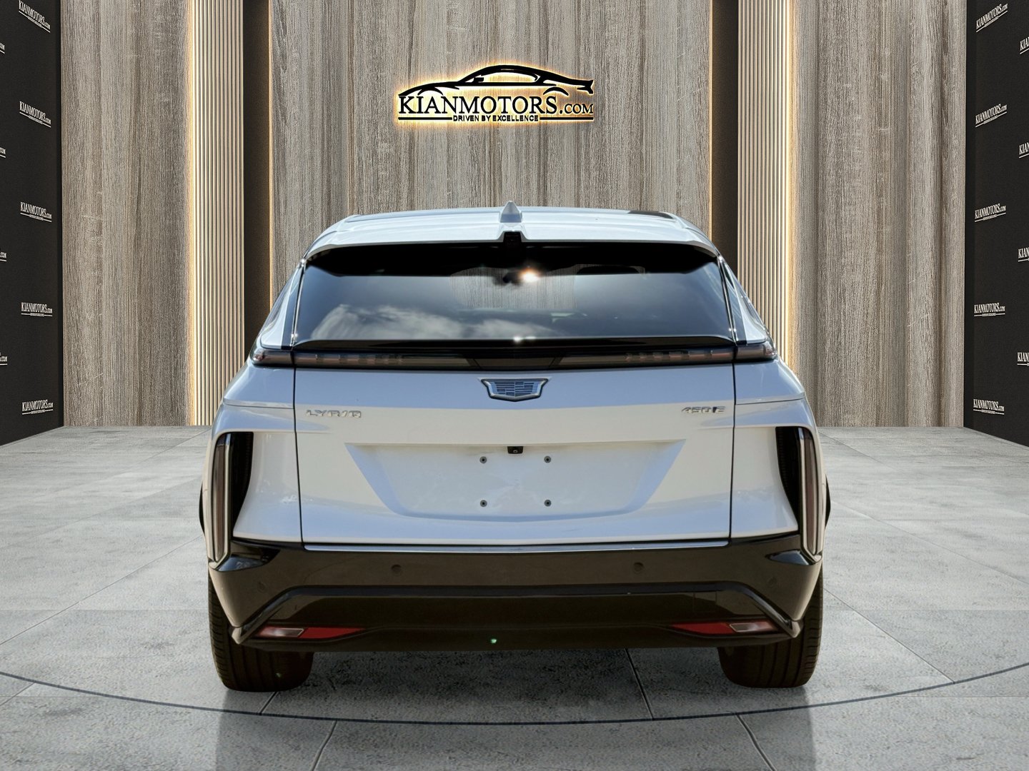 Used 2024 Cadillac Lyriq Luxury RWD image 10