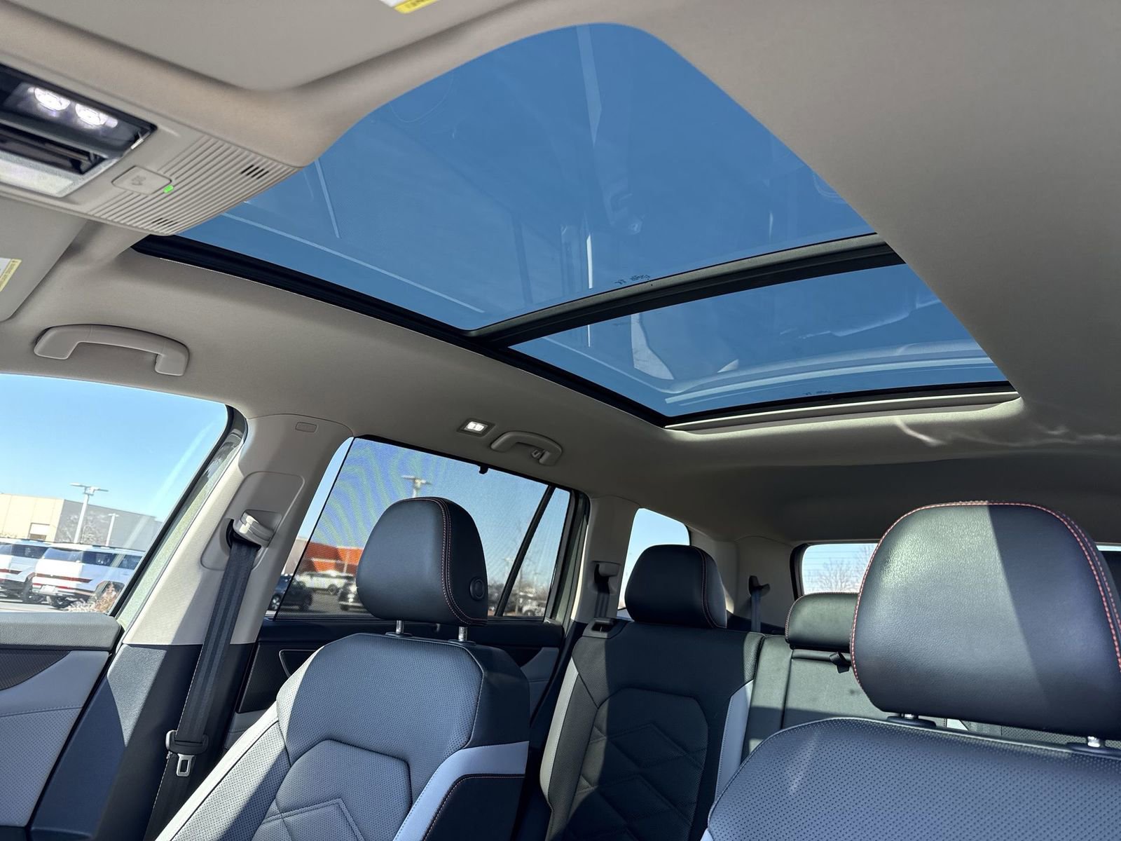 Used 2024 Volkswagen Atlas Peak Edition SEL image 25