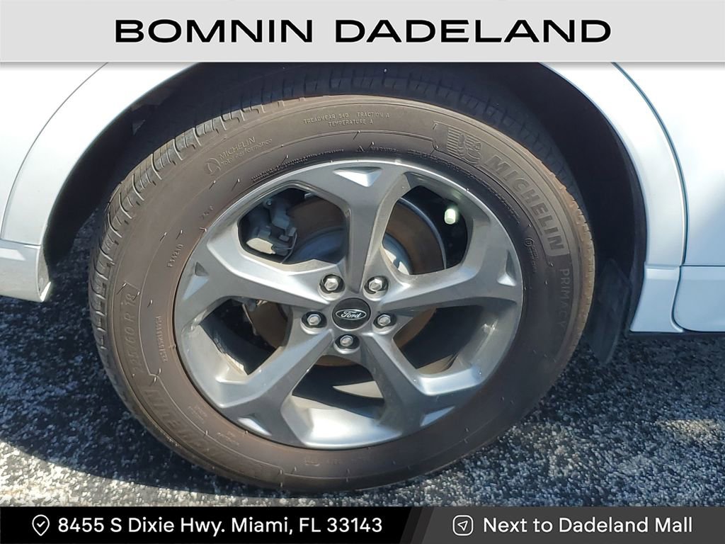 Used 2023 Ford Escape ST-Line w/ Tech Pack #1 image 5