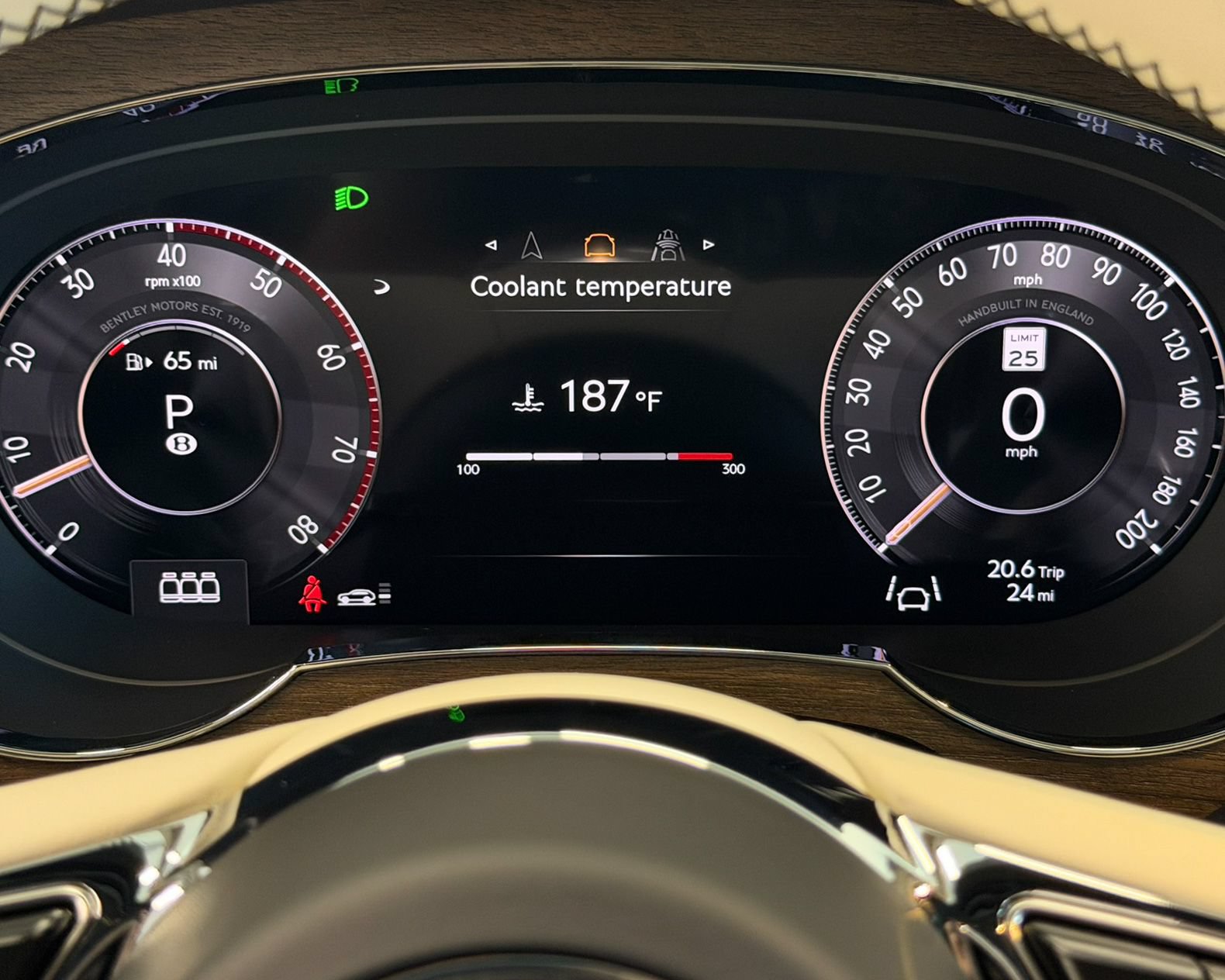 New 2026 Bentley Bentayga Extended Wheelbase AWD/4WD image 21