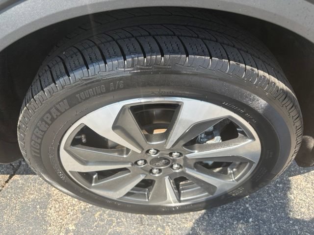 Used 2024 Ford Escape Platinum AWD/4WD image 20