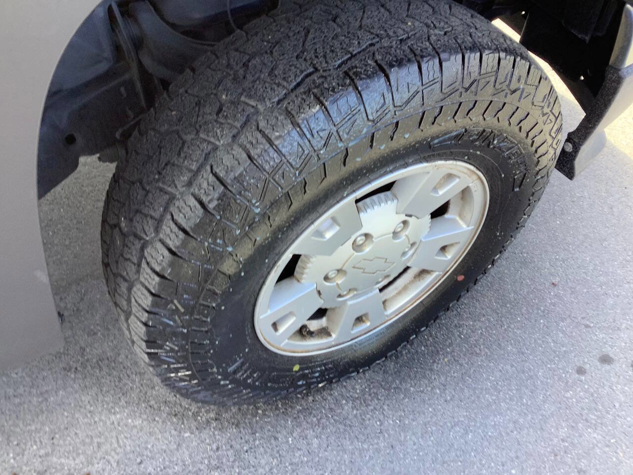 Used 2008 Chevrolet Colorado LT image 24