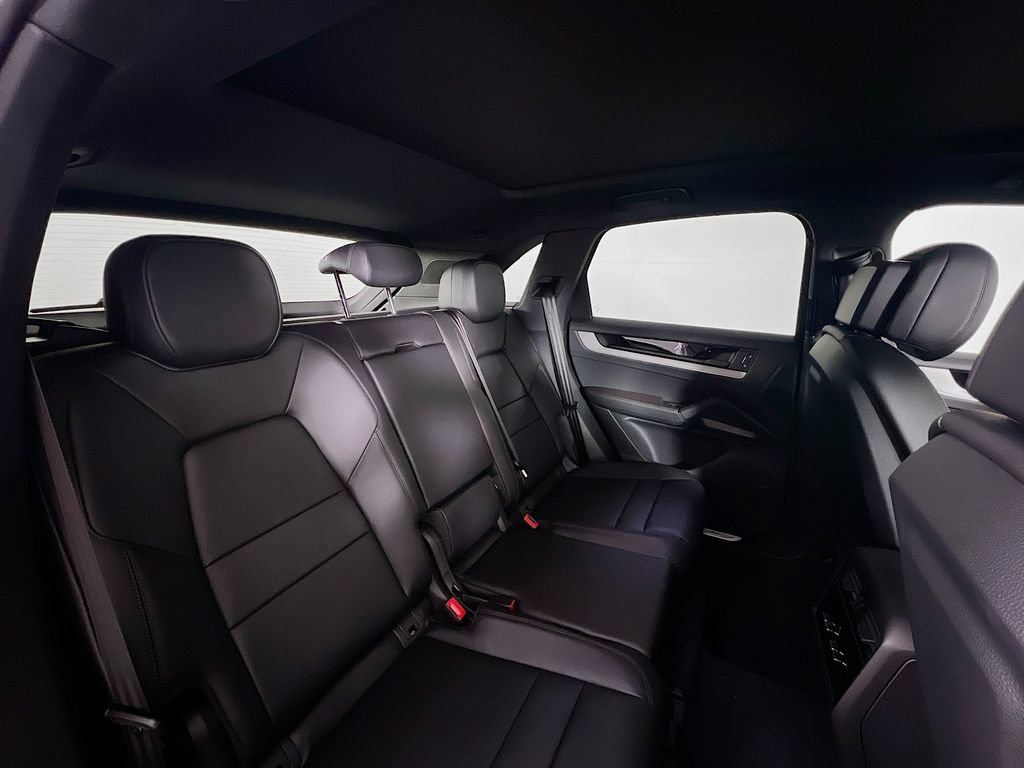 New 2026 Porsche Cayenne AWD/4WD image 29