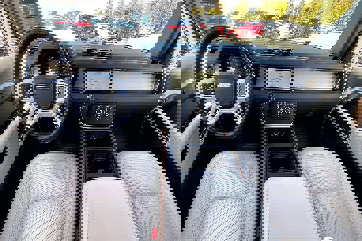 Used 2023 Land Rover Defender 110 SE image 12