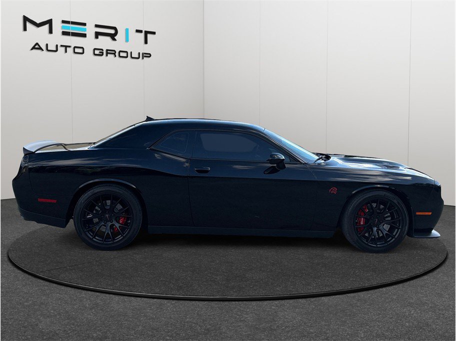Used 2015 Dodge Challenger SRT Hellcat image 10