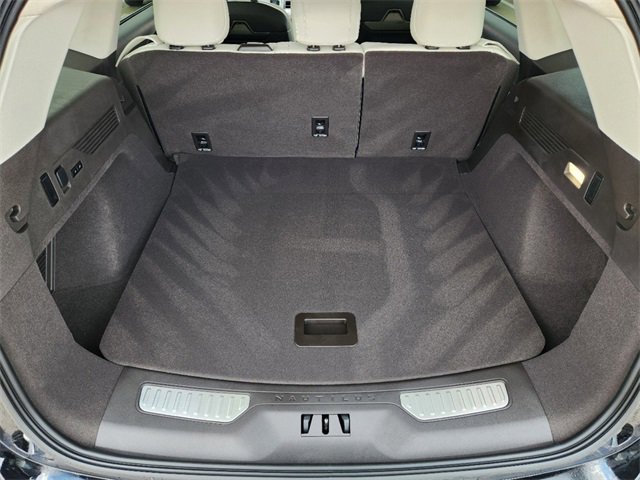 New 2024 Lincoln Nautilus Black Label w/ Jet Appearance Package (87T) image 32