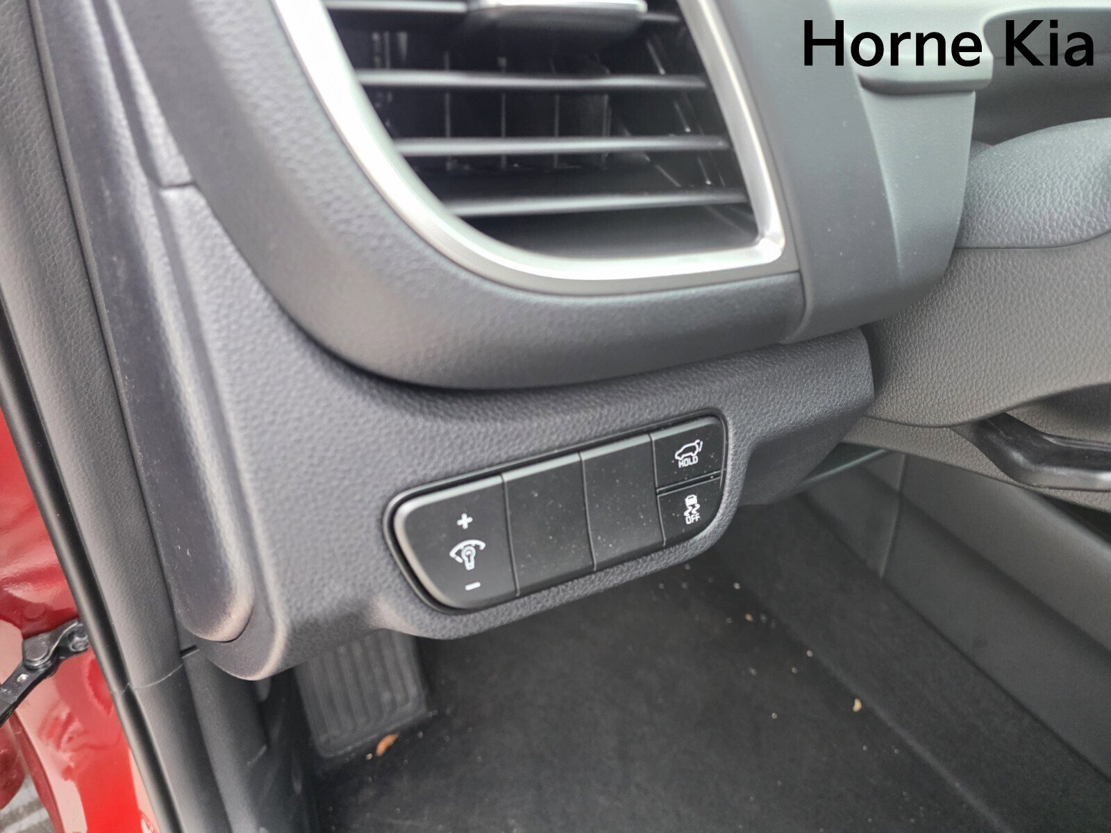 New 2026 Kia Seltos SX image 14