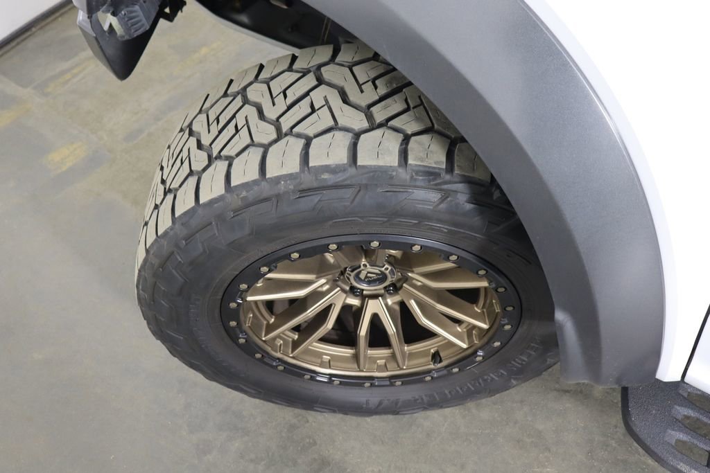 Used 2019 Ford F150 Raptor w/ Equipment Group 802A Luxury AWD/4WD image 42
