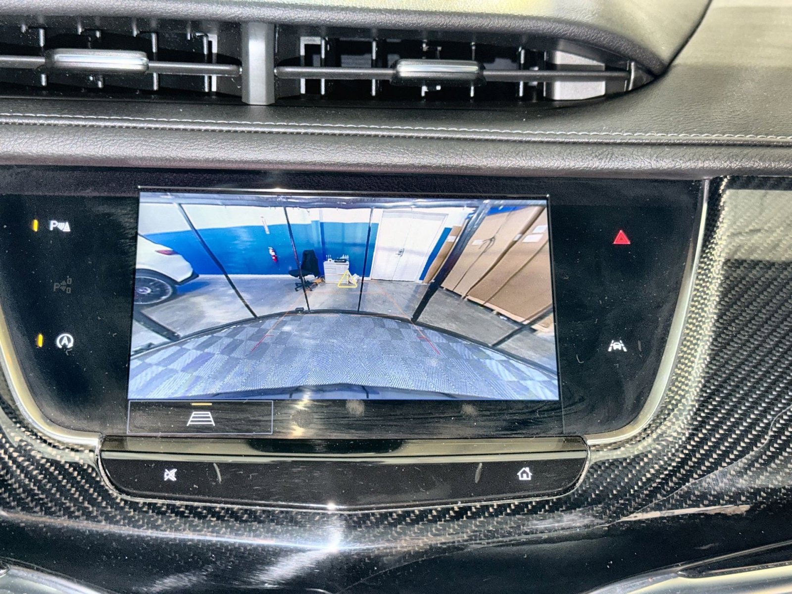 Used 2023 Cadillac XT6 Sport image 38