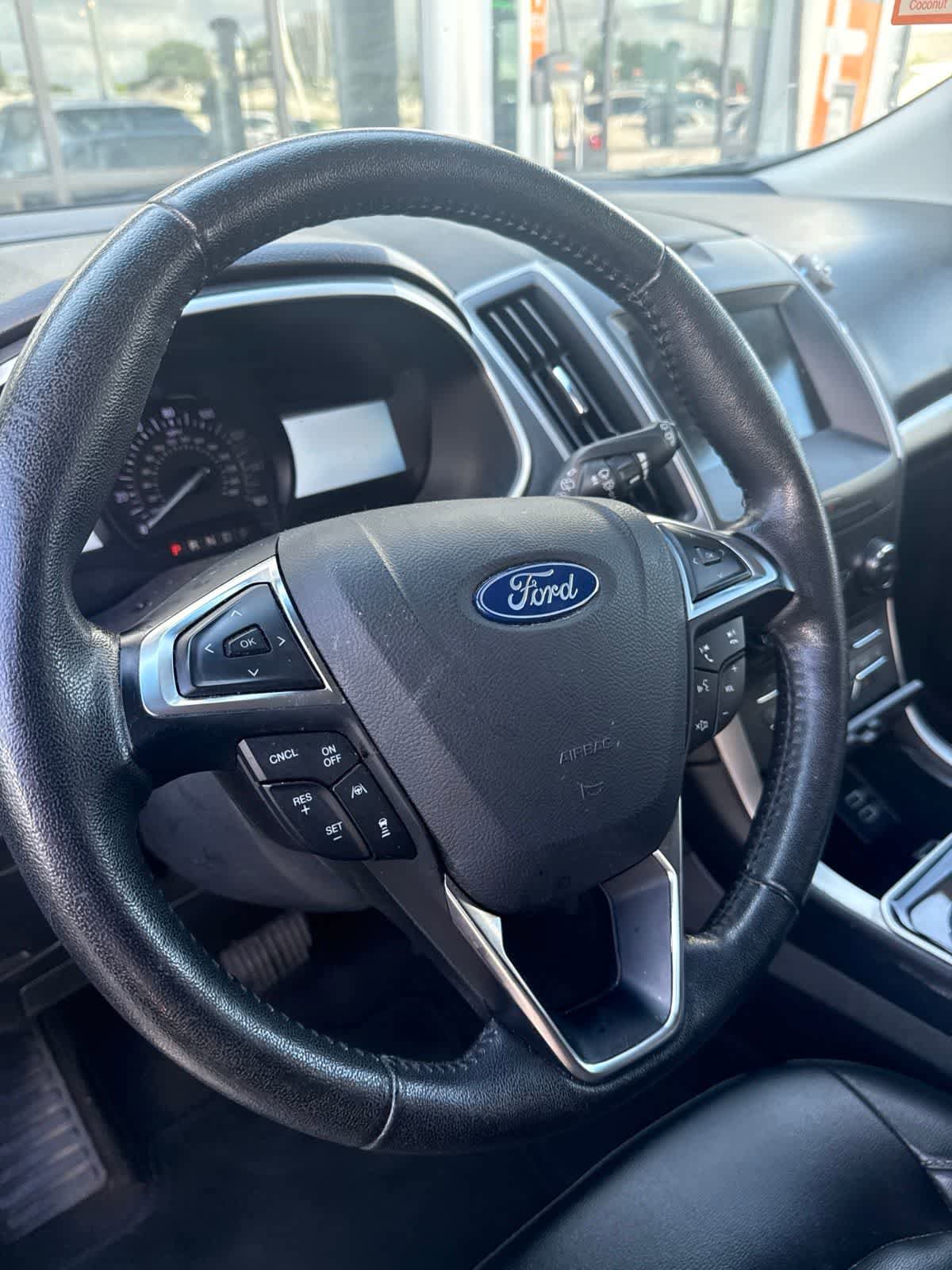 Used 2019 Ford Edge SEL w/ Equipment Group 201A FWD image 5