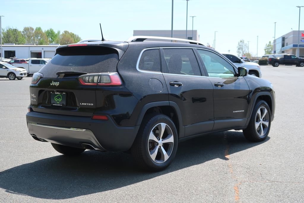Used 2019 Jeep Cherokee Limited image 5