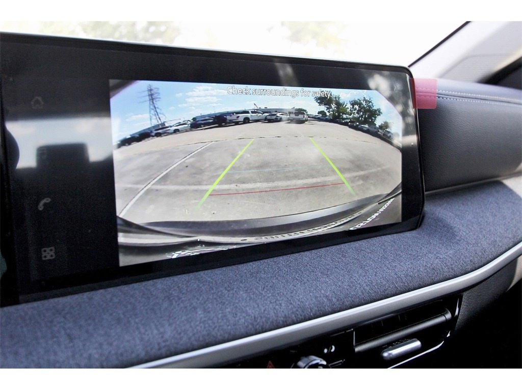 New 2026 Nissan Kicks SV image 18