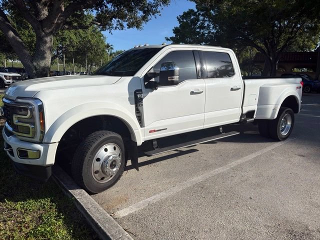 Used 2024 Ford F450 Limited w/ FX4 Off-Road Package AWD/4WD image 2