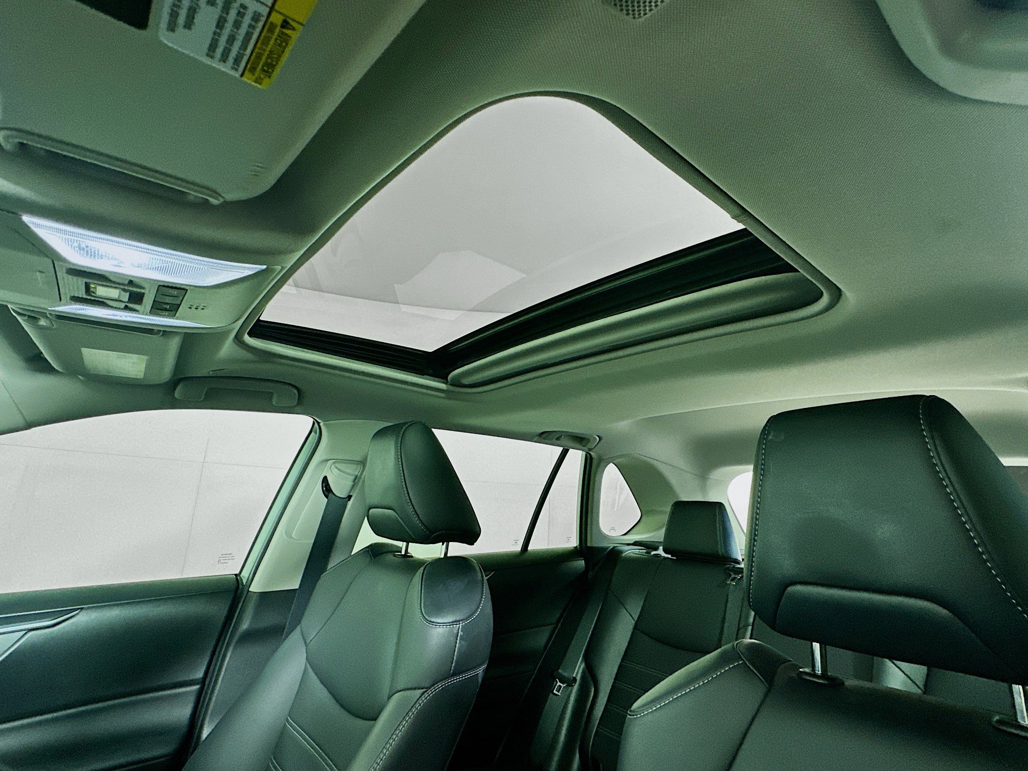 Used 2023 Toyota RAV4 XLE Premium image 24