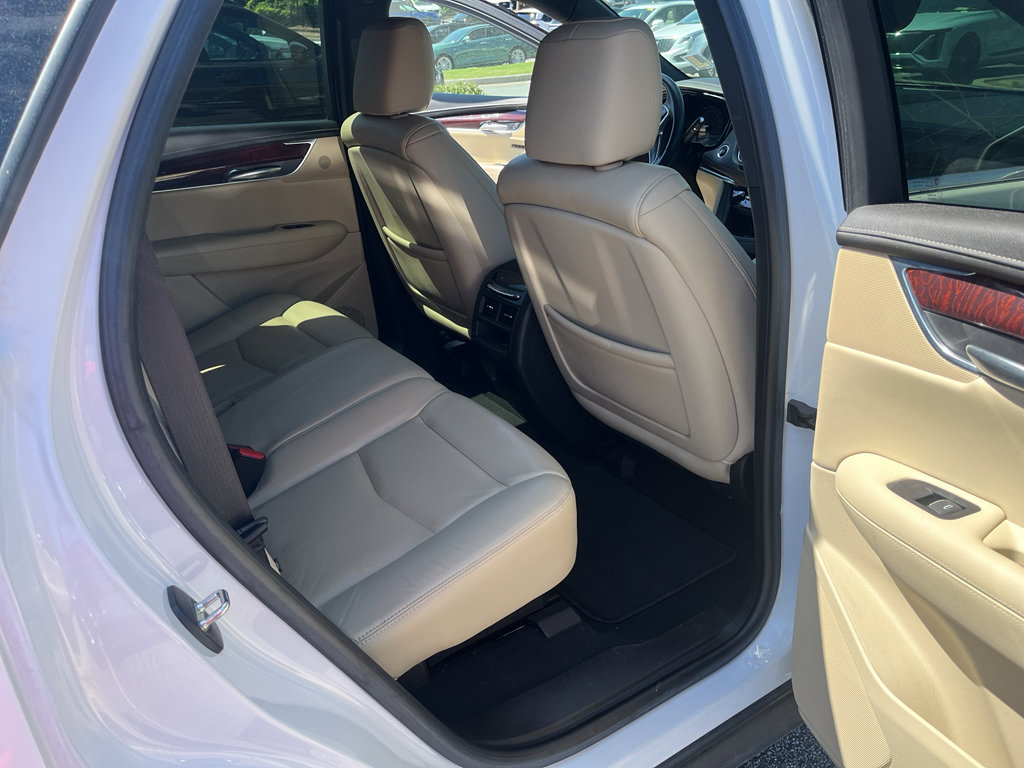 Used 2018 Cadillac XT5 Premium Luxury image 8