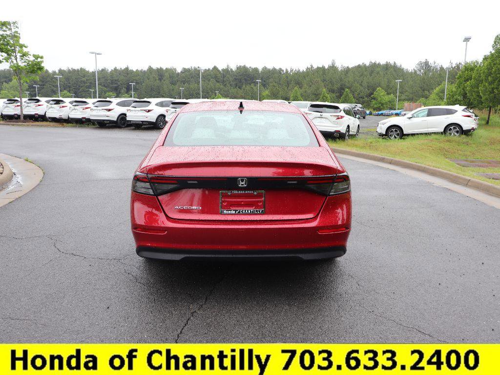 Used 2025 Honda Accord SE image 6