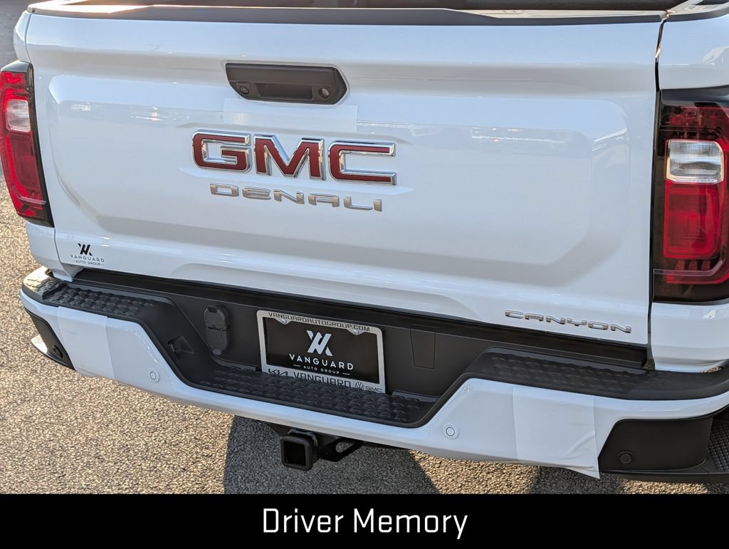 New 2026 GMC Canyon Denali AWD/4WD image 8