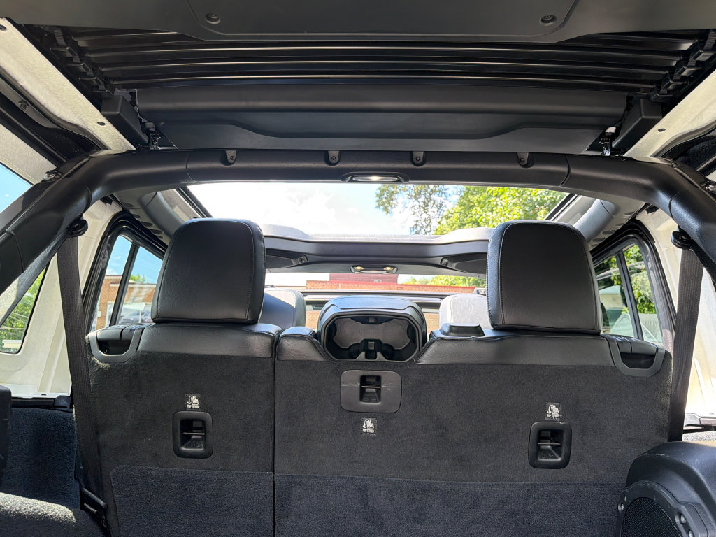 Used 2019 Jeep Wrangler Unlimited Rubicon AWD/4WD image 8
