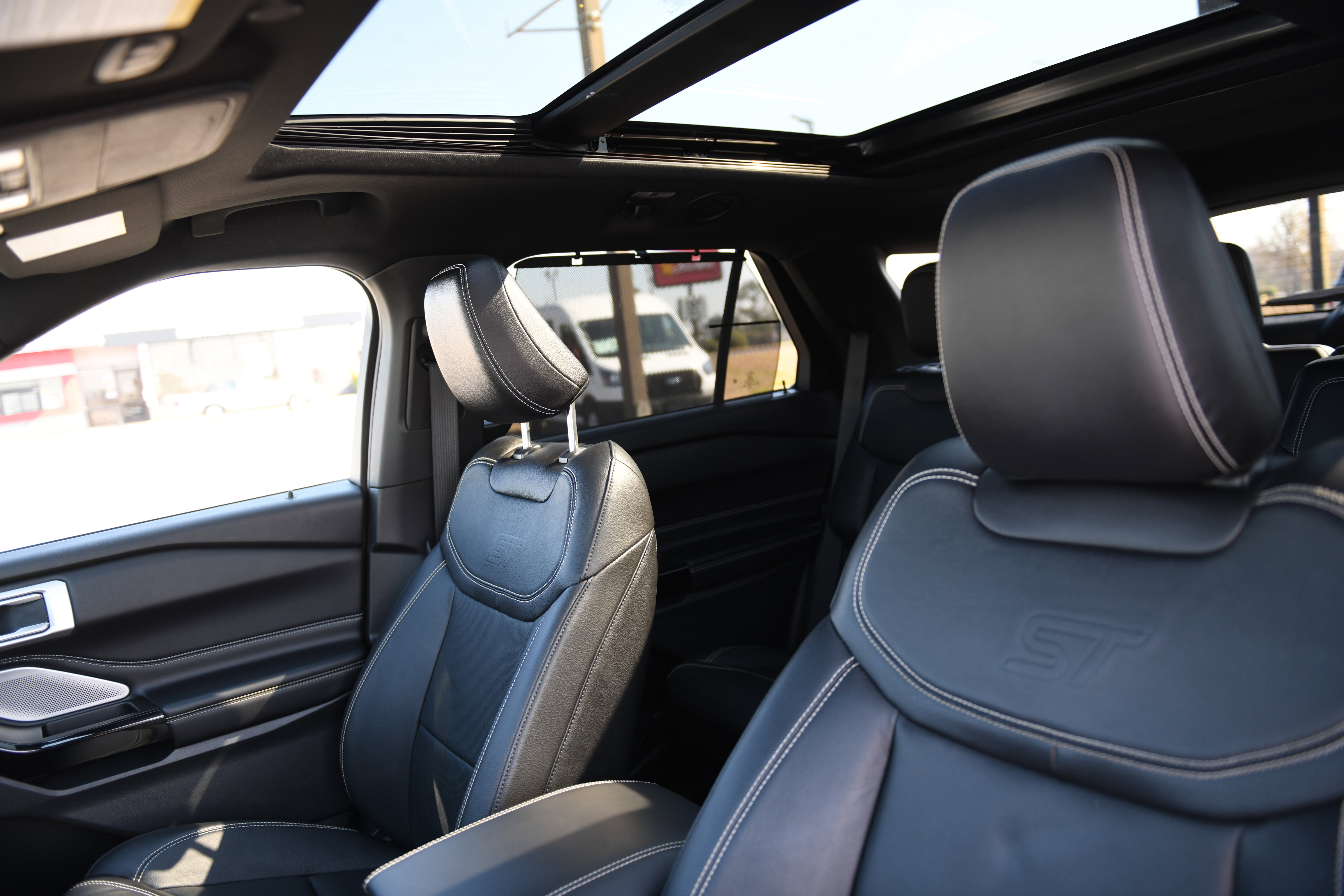 Used 2021 Ford Explorer ST w/ Equipment Group 401A image 17