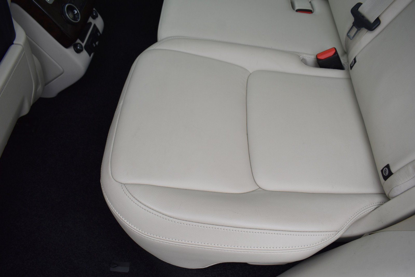 Used 2021 Land Rover Range Rover AWD/4WD image 35