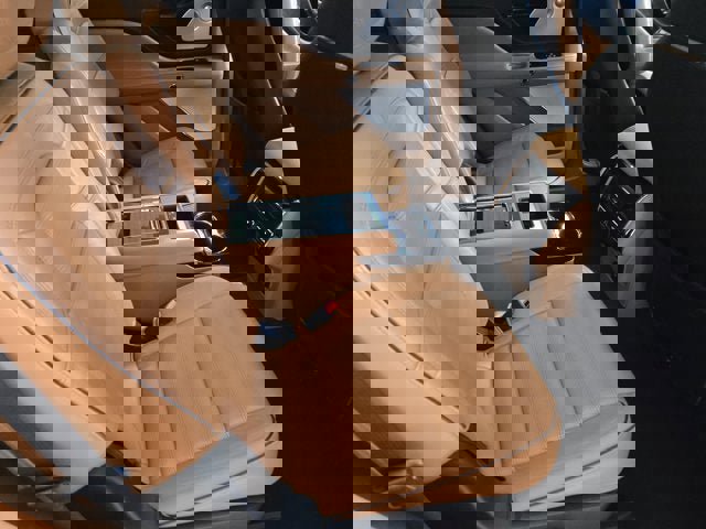 Used 2021 Lincoln Aviator Black Label w/ Dynamic Handling Package image 11