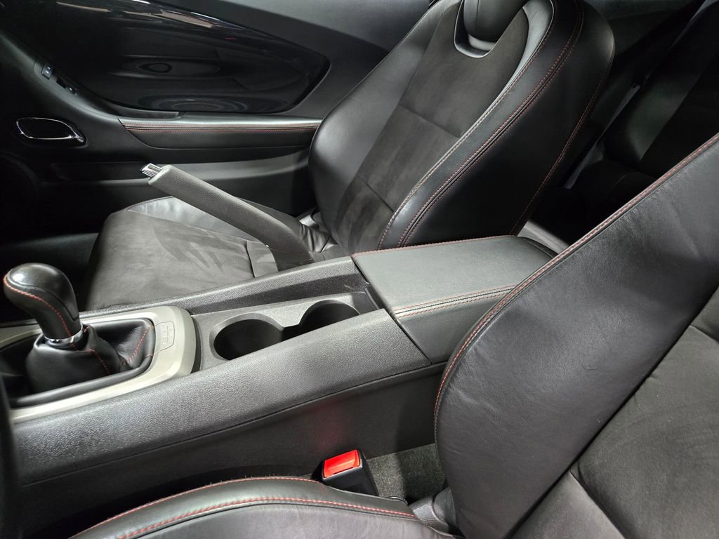 Used 2014 Chevrolet Camaro ZL1 RWD image 32