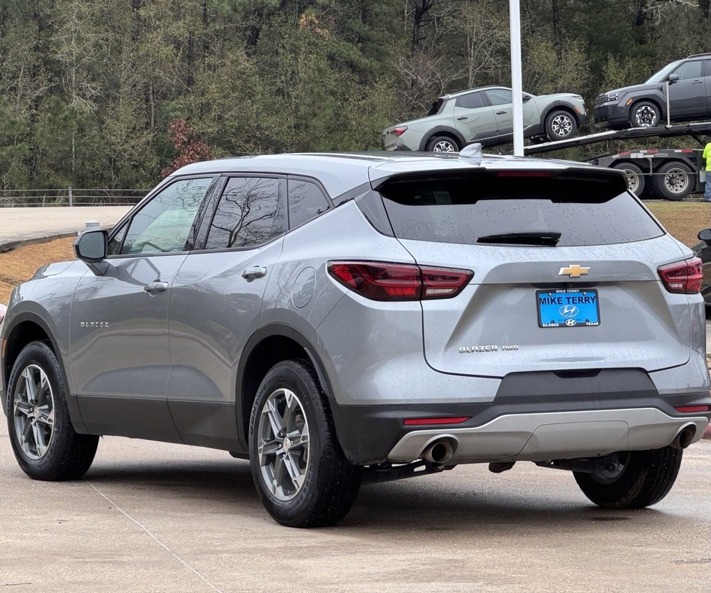 Used 2025 Chevrolet Blazer LT image 14