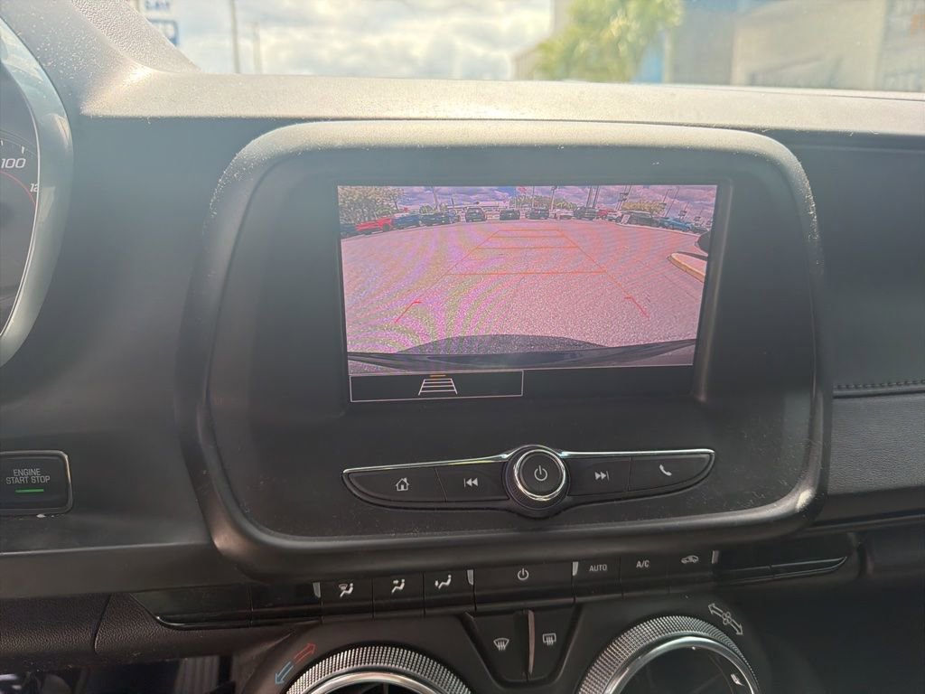 Used 2021 Chevrolet Camaro LT RWD image 4
