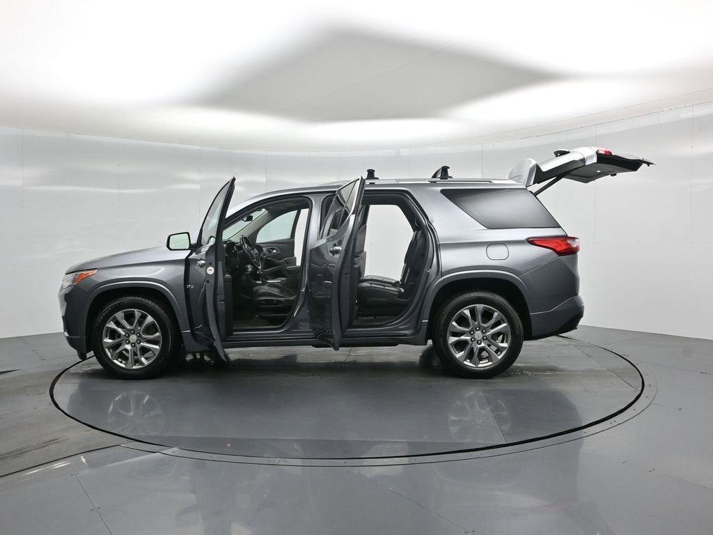 Used 2018 Chevrolet Traverse Premier image 41