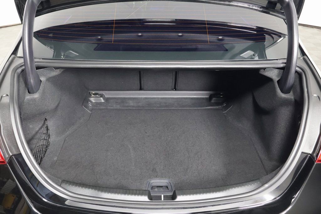 Used 2023 Mercedes-Benz C 300 Sedan image 13