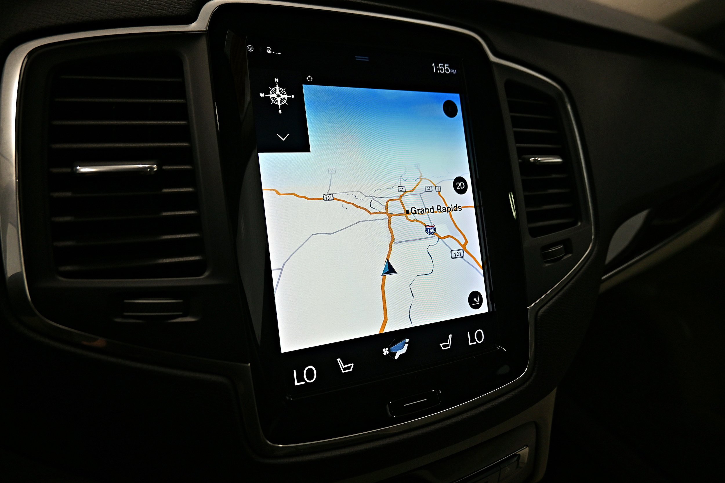 Used 2019 Volvo XC90 T6 Momentum w/ Advanced Package AWD/4WD image 10