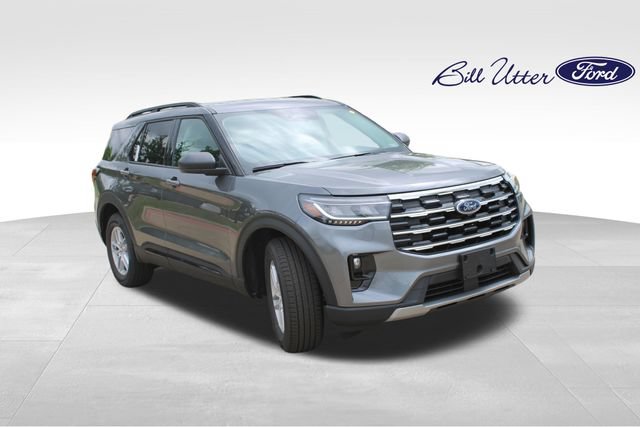 New 2026 Ford Explorer Active w/ Active Comfort Package RWD image 2