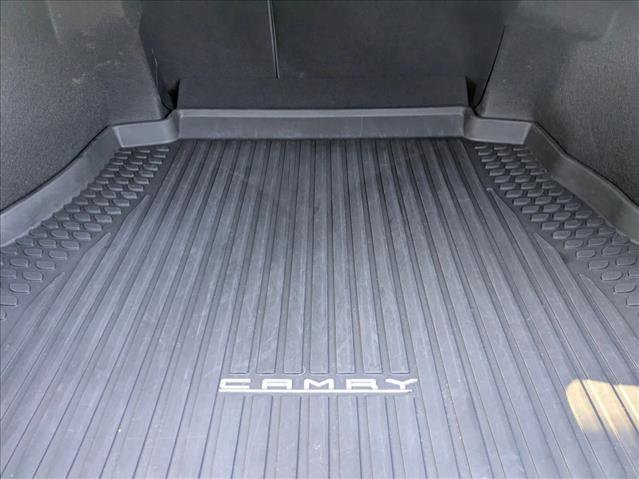 Certified 2020 Toyota Camry SE w/ Convenience Package image 6