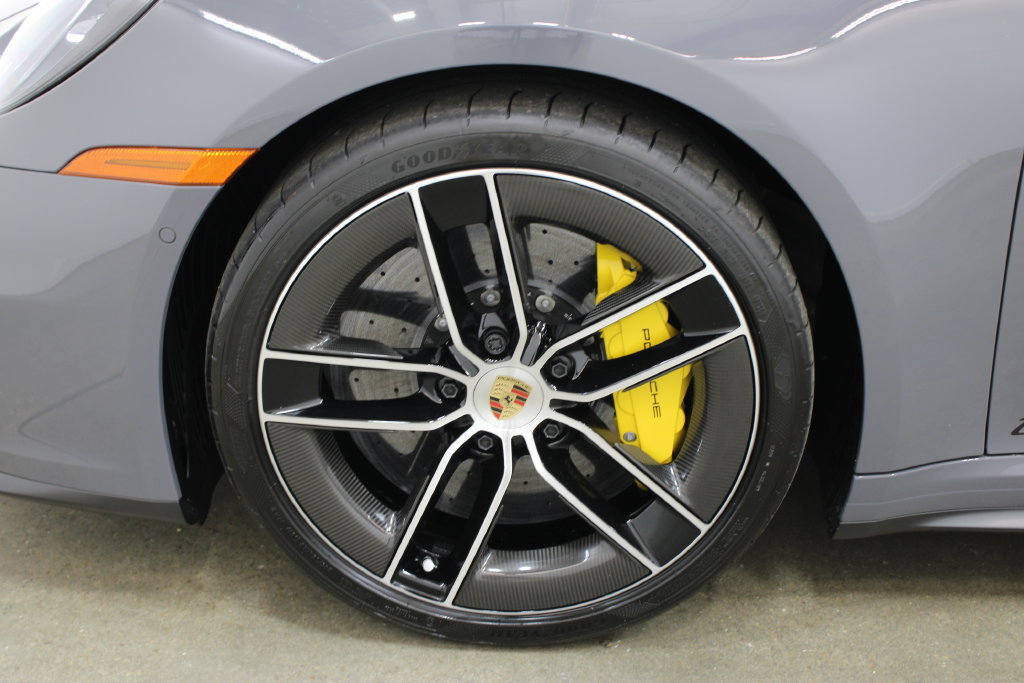 Used 2025 Porsche 911 Targa 4 GTS AWD/4WD image 12