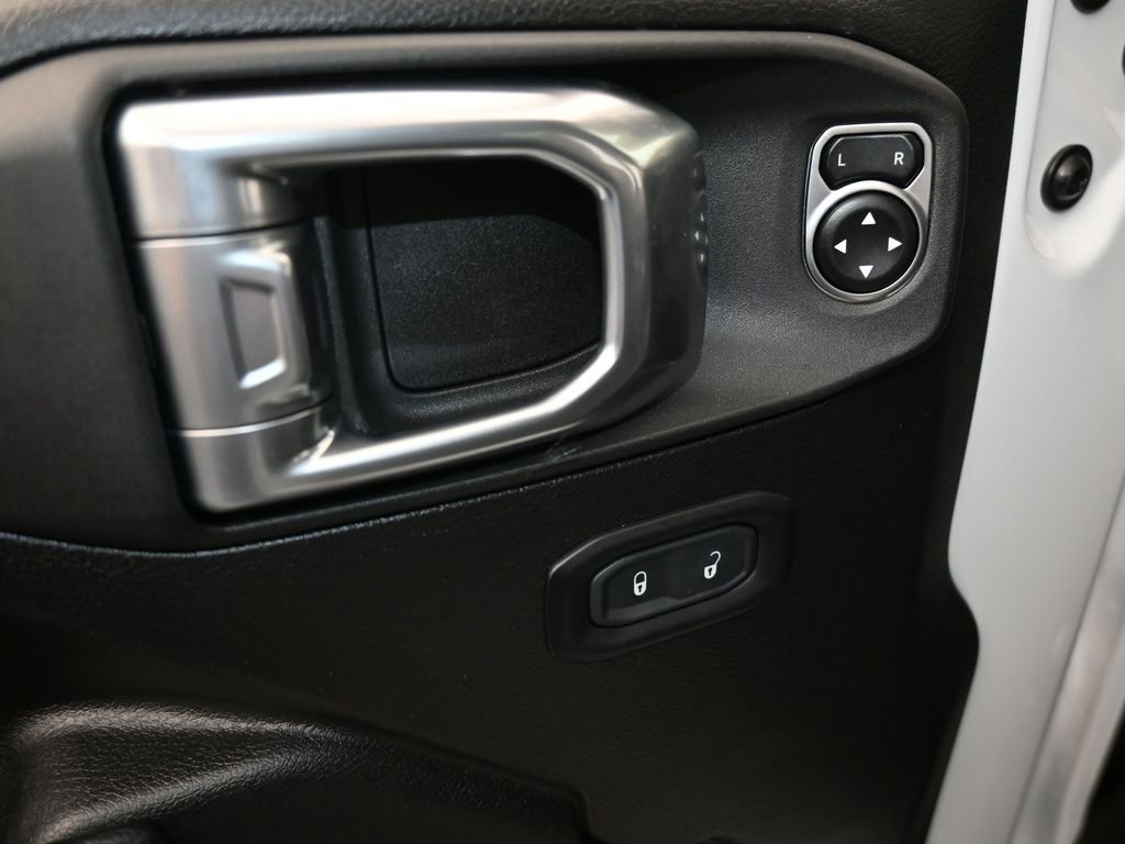 Used 2024 Jeep Gladiator Sport image 12