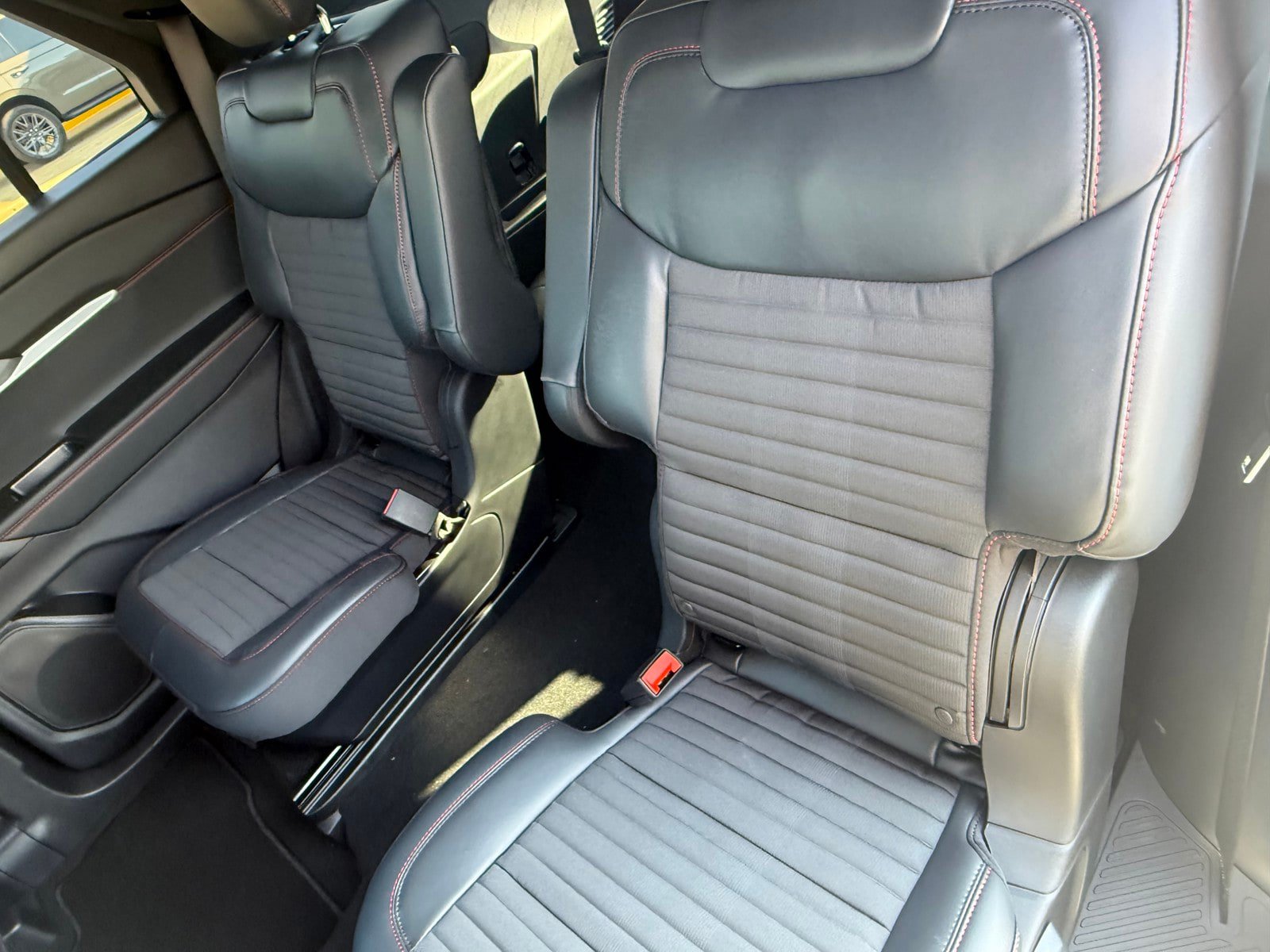 New 2026 Ford Explorer ST-Line w/ ST-Line Street Pack RWD image 14
