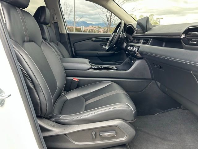 Used 2025 Honda Pilot EX-L image 31