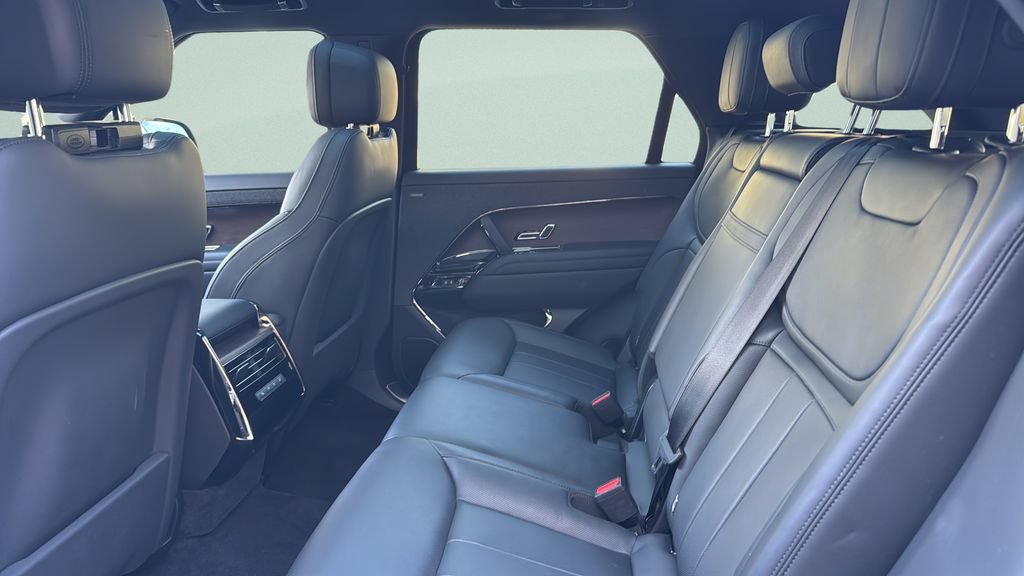 Used 2023 Land Rover Range Rover Sport SE Dynamic AWD/4WD image 32
