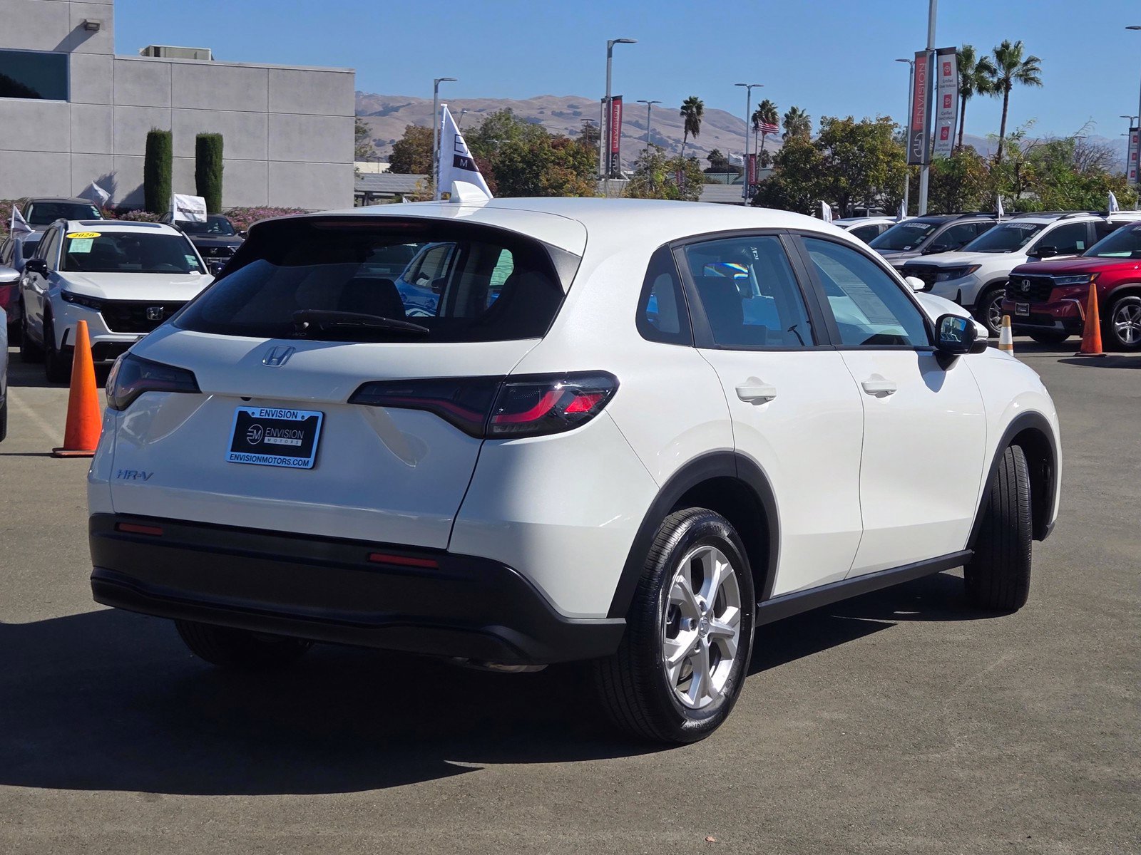 Used 2025 Honda HR-V LX image 7