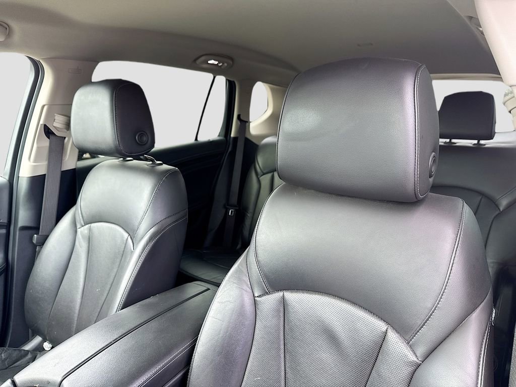 Used 2020 Buick Envision Essence image 12