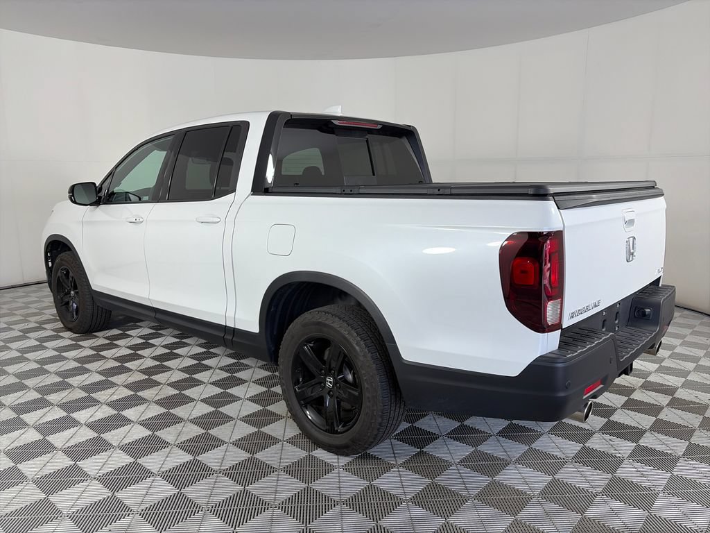 Used 2021 Honda Ridgeline Black Edition image 5