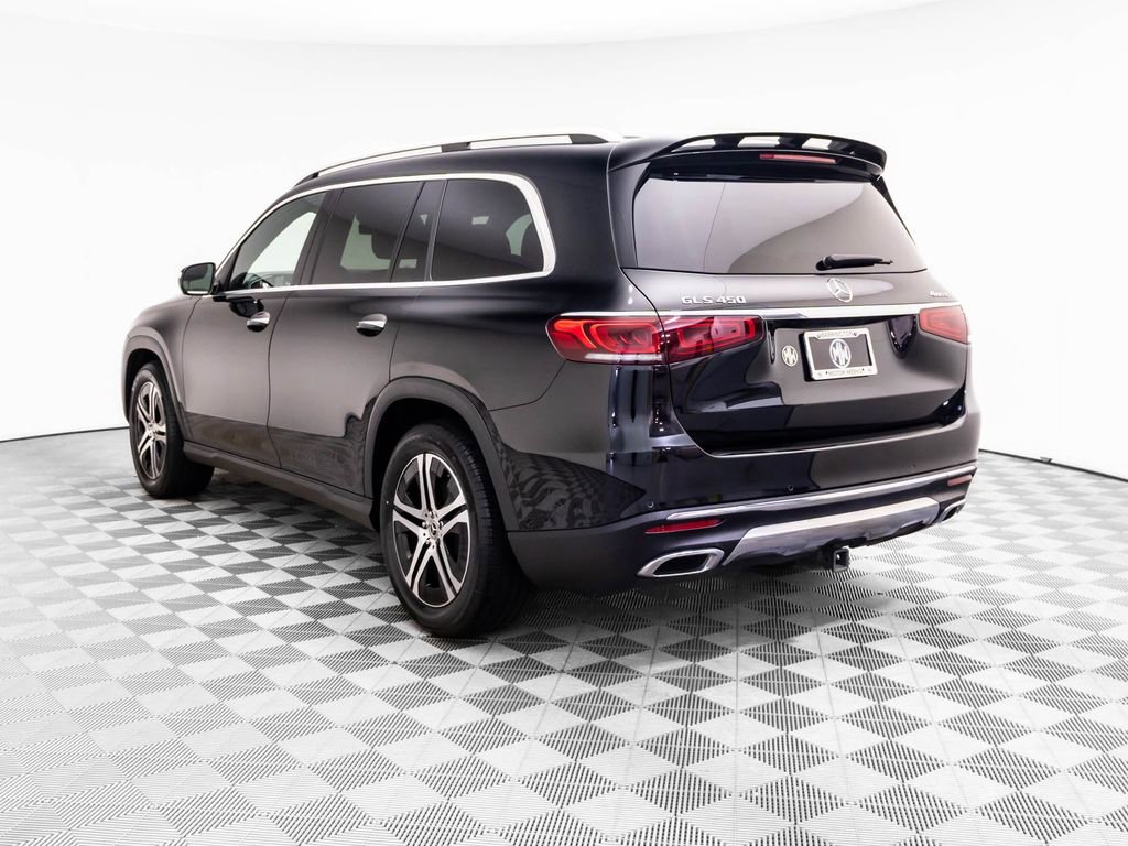 Used 2023 Mercedes-Benz GLS 450 4MATIC image 4